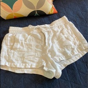 Lou & Grey Size S white linen shorts